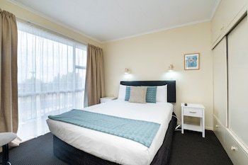 Chevron Motel