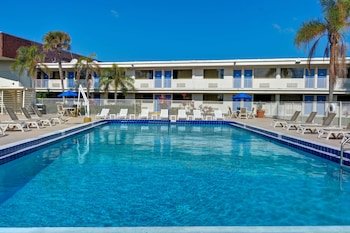 Motel 6 Cocoa Beach
