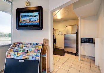 Motel 6 Cocoa Beach