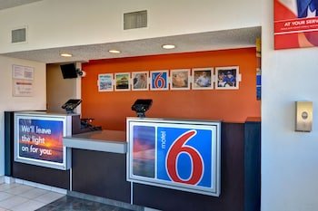 Motel 6 Cocoa Beach