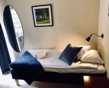 Elisero Hotell