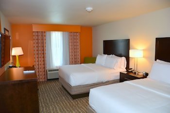 Holiday Inn Express & Suites Houston NW - Tomball Area