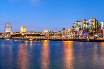 Wyndham San Diego Bayside