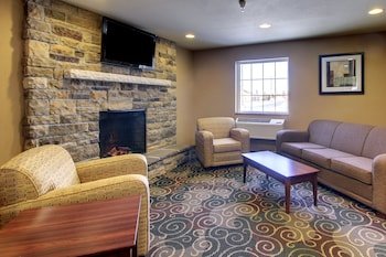 Cobblestone Inn & Suites Rugby