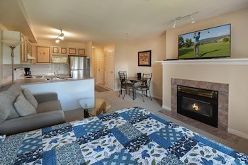 Borgata Lodge