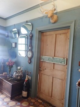 Newberry Beach Lodge