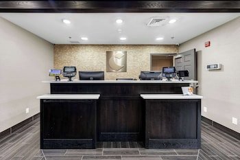 Comfort Inn & Suites Logan Near University