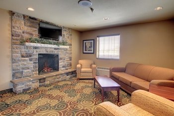Cobblestone Inn And Suites