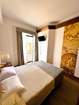Lagosmar Hotel