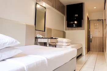 Octagon Mansion Hotel