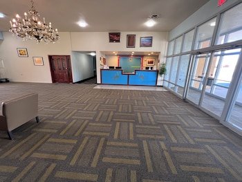 Colby Inn & Suites