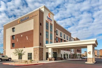 Comfort Suites Scottsdale Talking Stick Entertainment District
