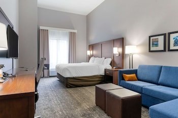 Comfort Suites