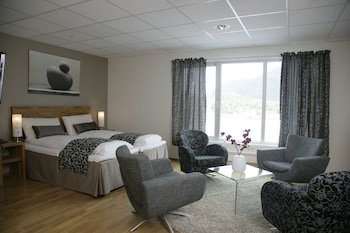 Brattvag Hotel