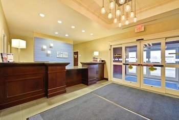 Holiday Inn Express Utica