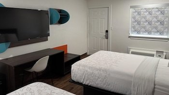 Motel 6 Galveston, TX - Beach/Seawall