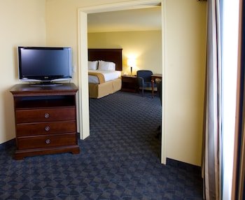 Holiday Inn Express & Suites Corpus Christi NW Calallen