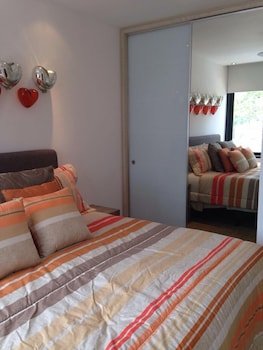 Menesse Beach Apartments