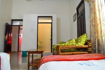 Sanana Hotel