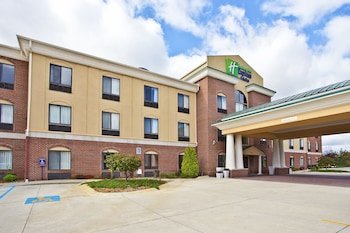 Holiday Inn Express Hotel & Suites Goshen