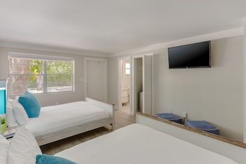 Drift Hotel