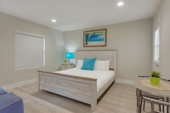 Drift Hotel