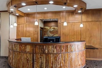 Comfort Suites