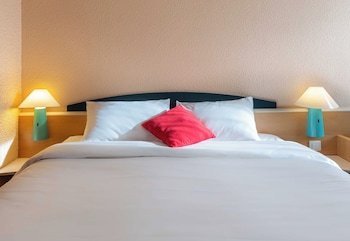 B&B HOTEL Blois Nord Vallée Maillard