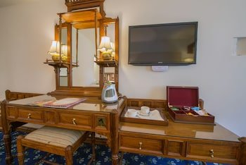 Faisalabad Serena Hotel