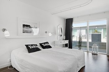Hotell Kungshamn Suites