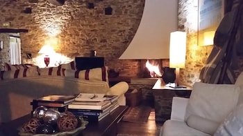 Hotel Rural Casa Peleyon