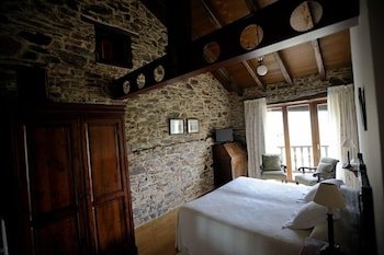 Hotel Rural Casa Peleyon