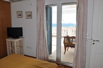 Villa Kyma