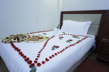 Guzara Hotel