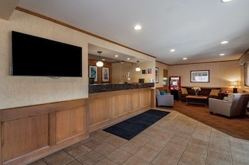 SureStay Plus Hotel By Best Western Salmon Arm
