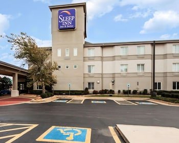 Sleep Inn & Suites