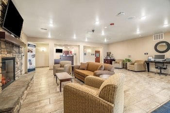 Cobblestone Inn & Suites