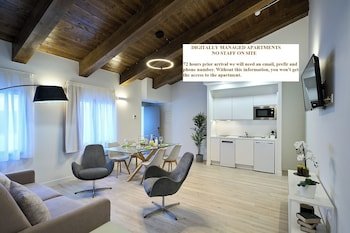 Ines Luna Suites