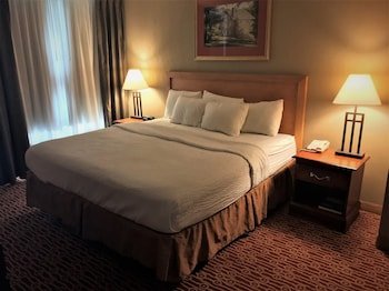 Host Inn 'All Suites' Hotel