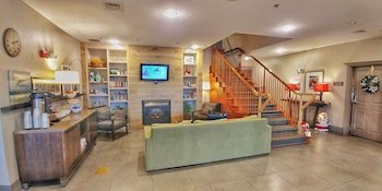 Country Inn & Suites by Radisson, Chambersburg, PA