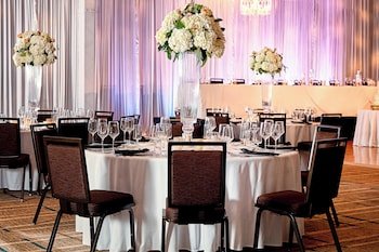 JW Marriott Minneapolis Mall of America