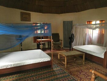 The Akwidaa Inn