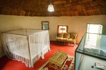 The Akwidaa Inn