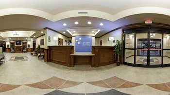 Holiday Inn Express Hotel & Suites Dayton North - Tipp City