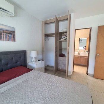 Playa Blanca Vacations