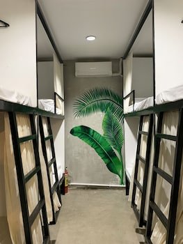 Happy Nest Hostel