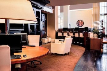 Sheraton Overland Park Hotel at the Convention Center