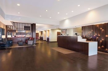 Comfort Inn & Suites Las Vegas - Nellis