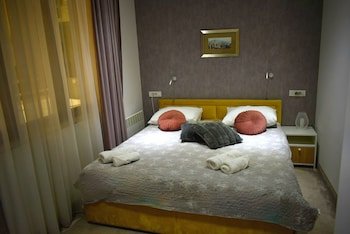 Deluxe Nortel Hotel