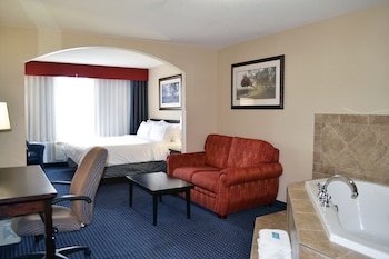 Holiday Inn Express & Suites